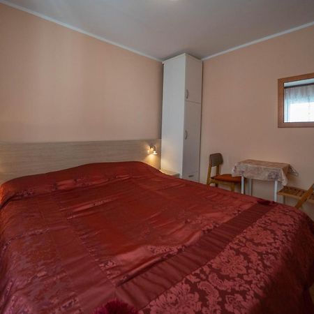 Seaside Serenity: 2-Bedroom Apartment With Boka Bay View Kotor Bagian luar foto