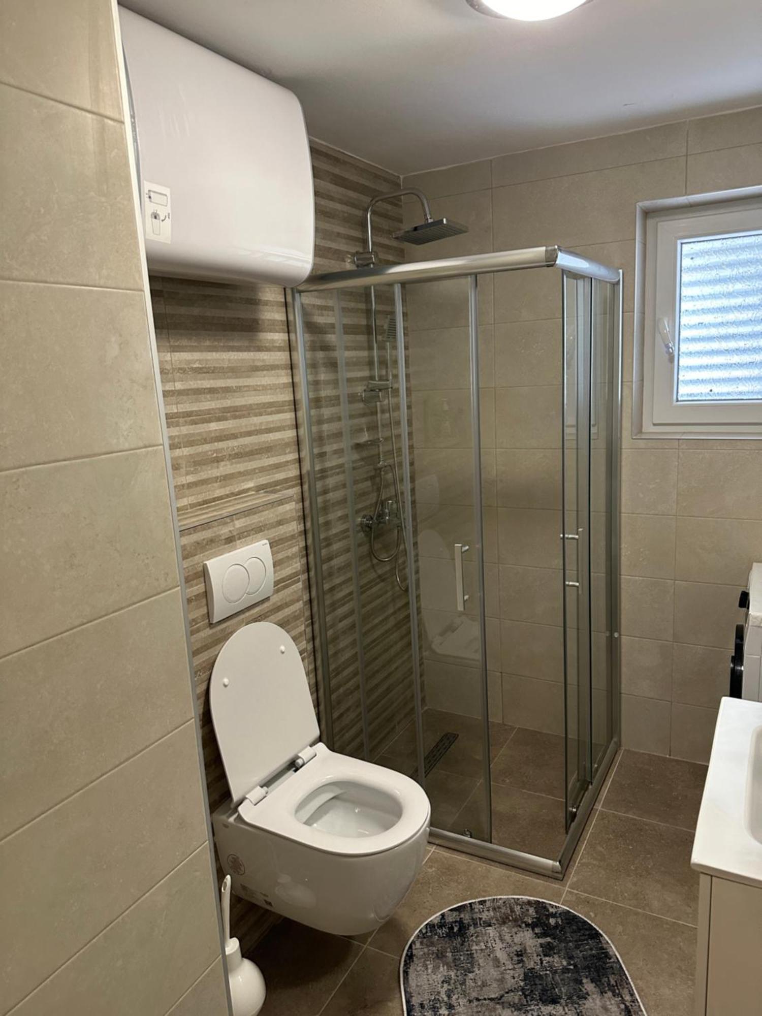 Seaside Serenity: 2-Bedroom Apartment With Boka Bay View Kotor Bagian luar foto